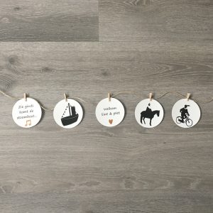 DIY Sinterklaas slinger zwart-wit – 35 ronde kaartjes – PDF printable